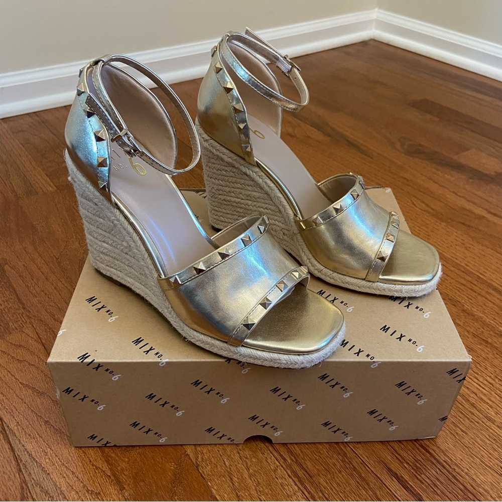 Gold Wedges Size 9